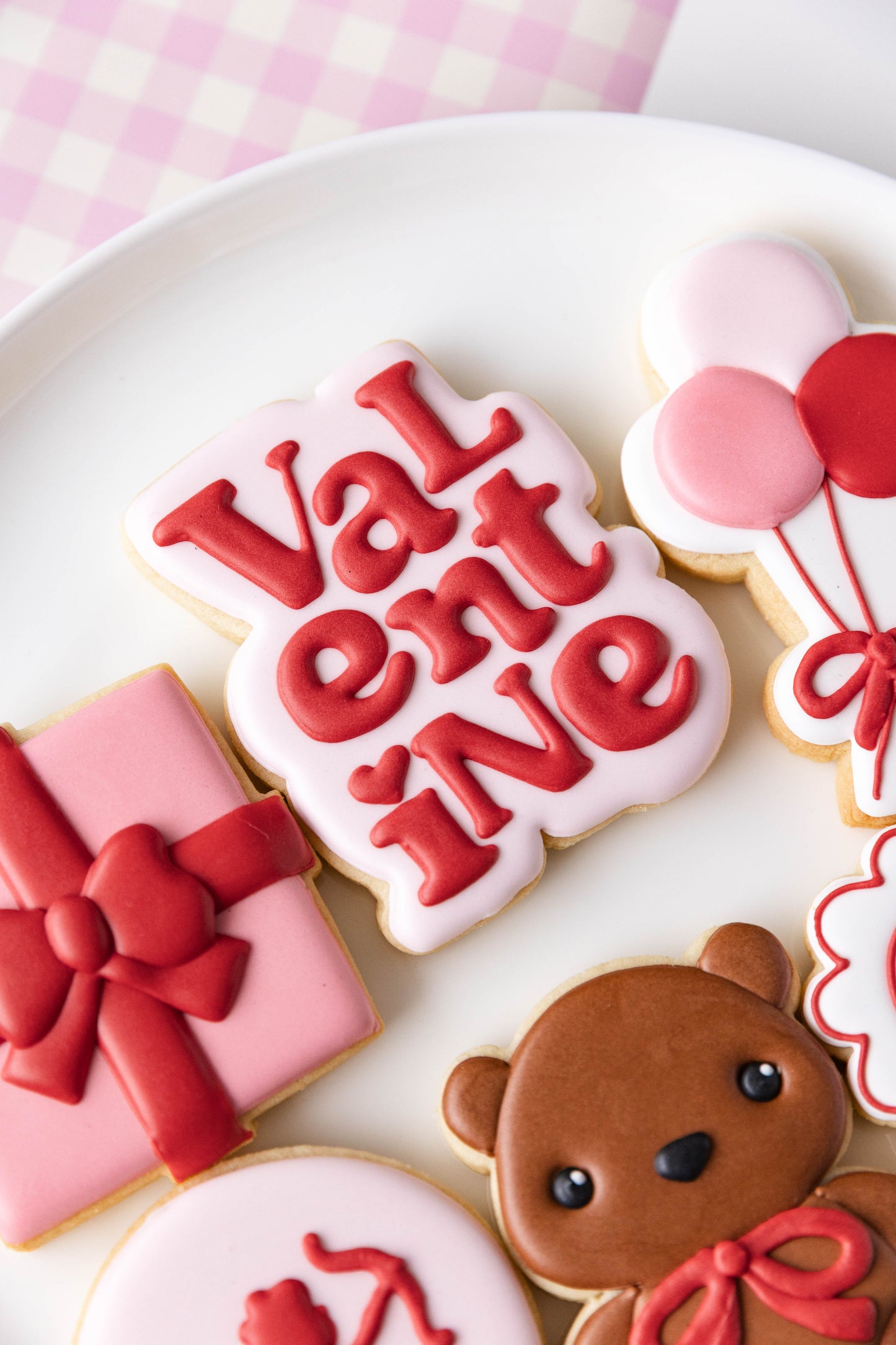 CLASSIC VALENTINE'S DAY SET COOKIES
