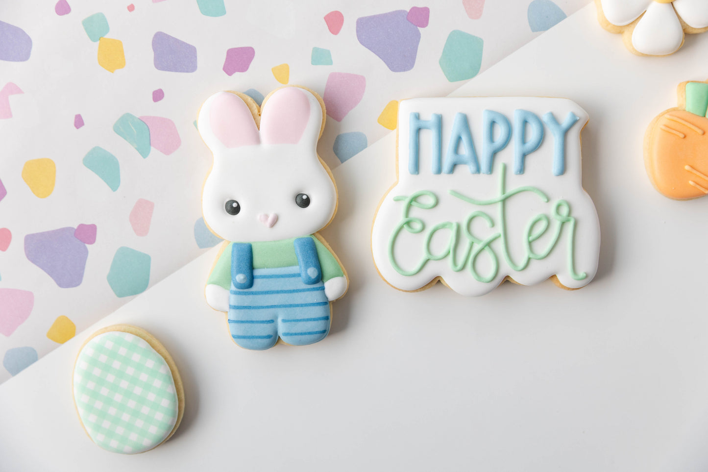 CUTE BOY/GIRL BUNNY & HAPPY EASTER PLAQUE - BOXED SET OF 2