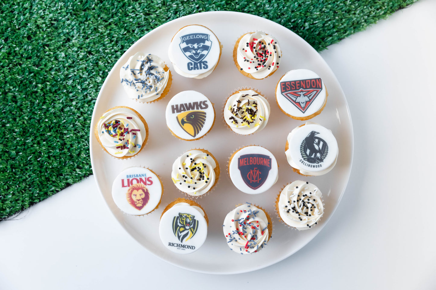 AFL THEMED CUPCAKES- Pick up only