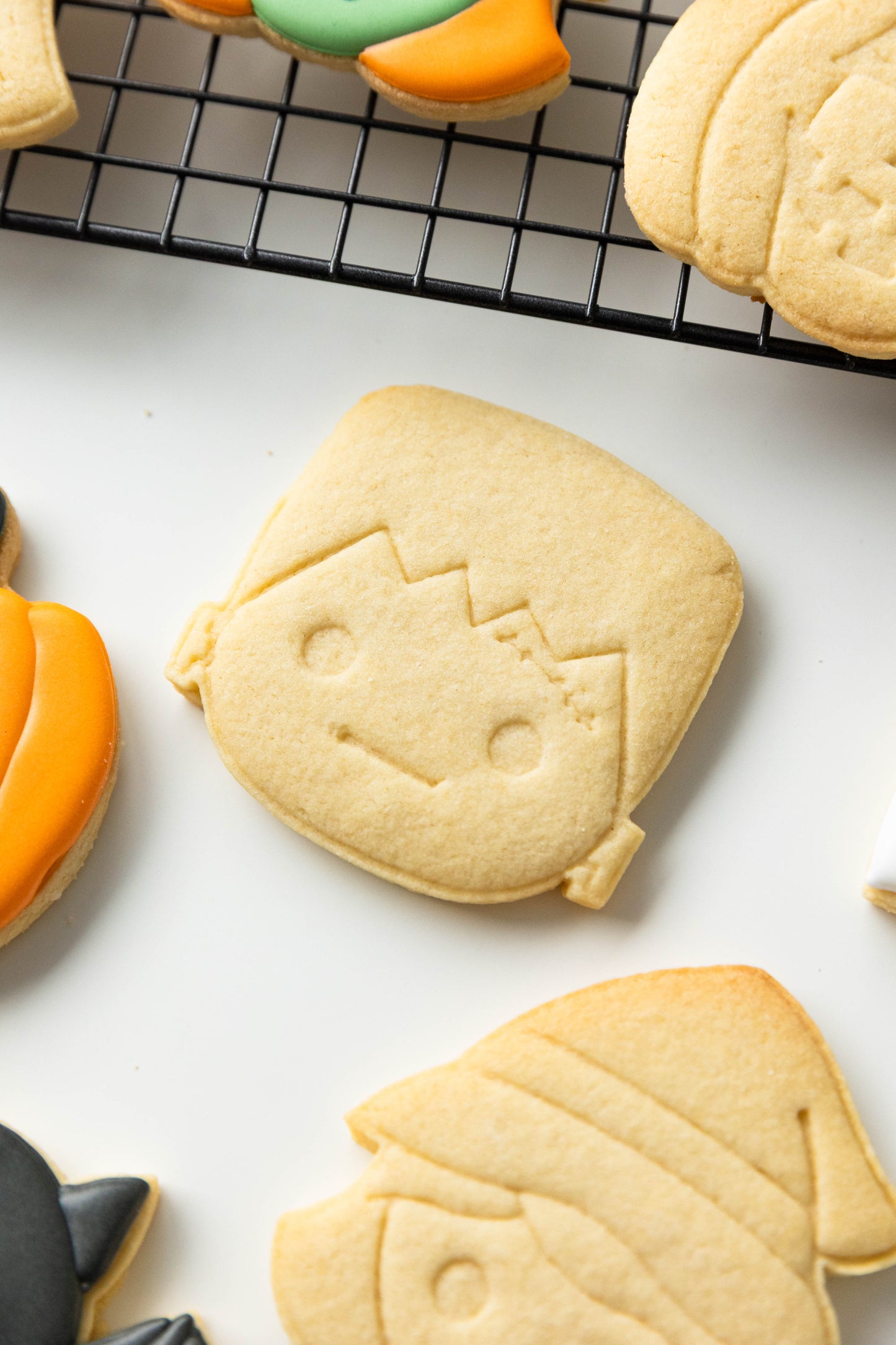 HALLOWEEN DIY COOKIE DECORATING ACTIVITY KIT