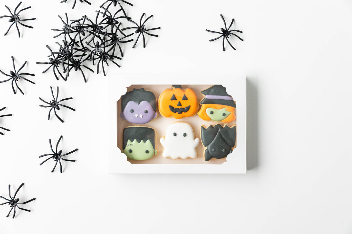 MINI HALLOWEEN FRIENDS COOKIES