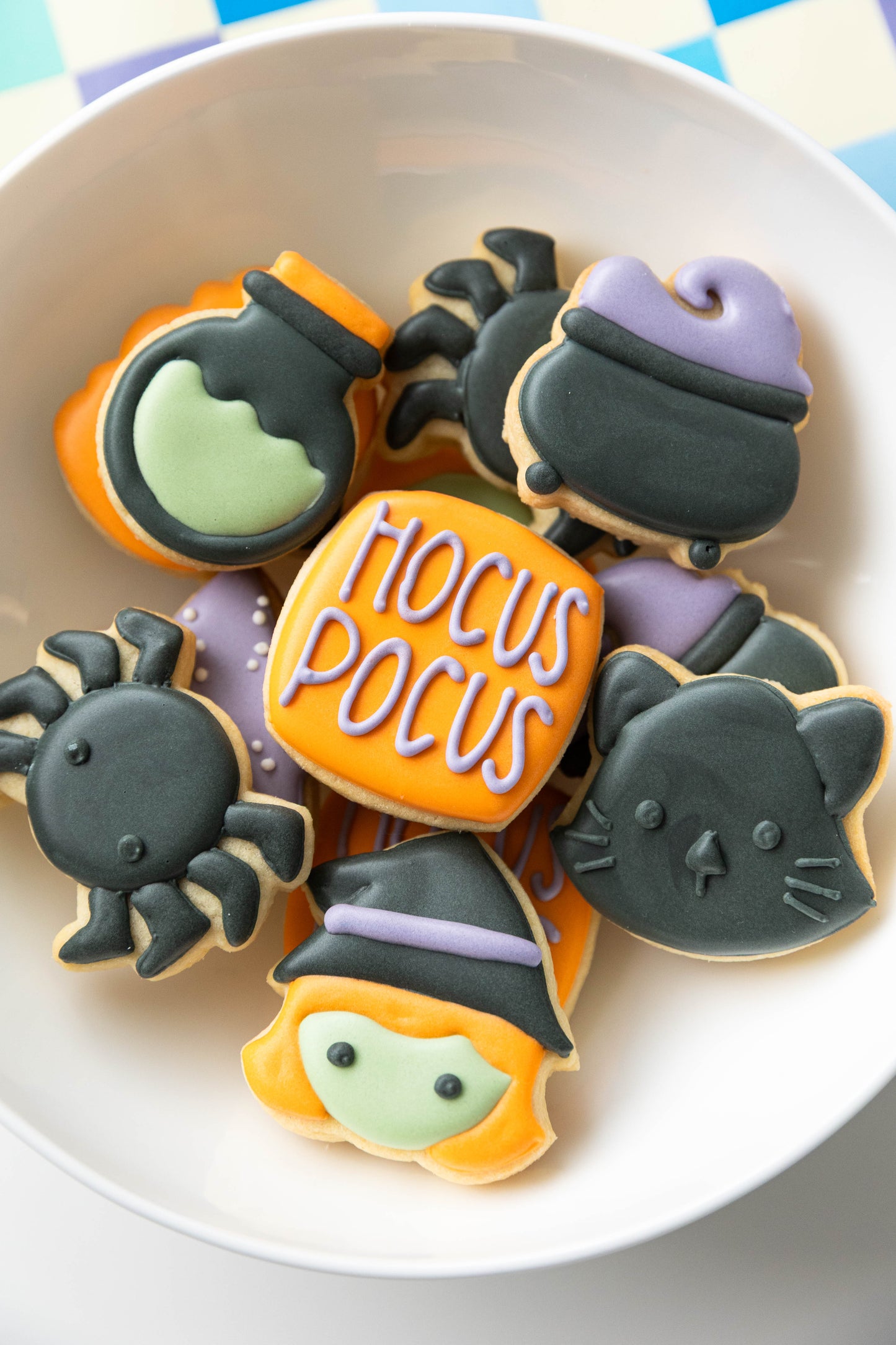 MINI HOCUS POCUS WITCH COOKIES