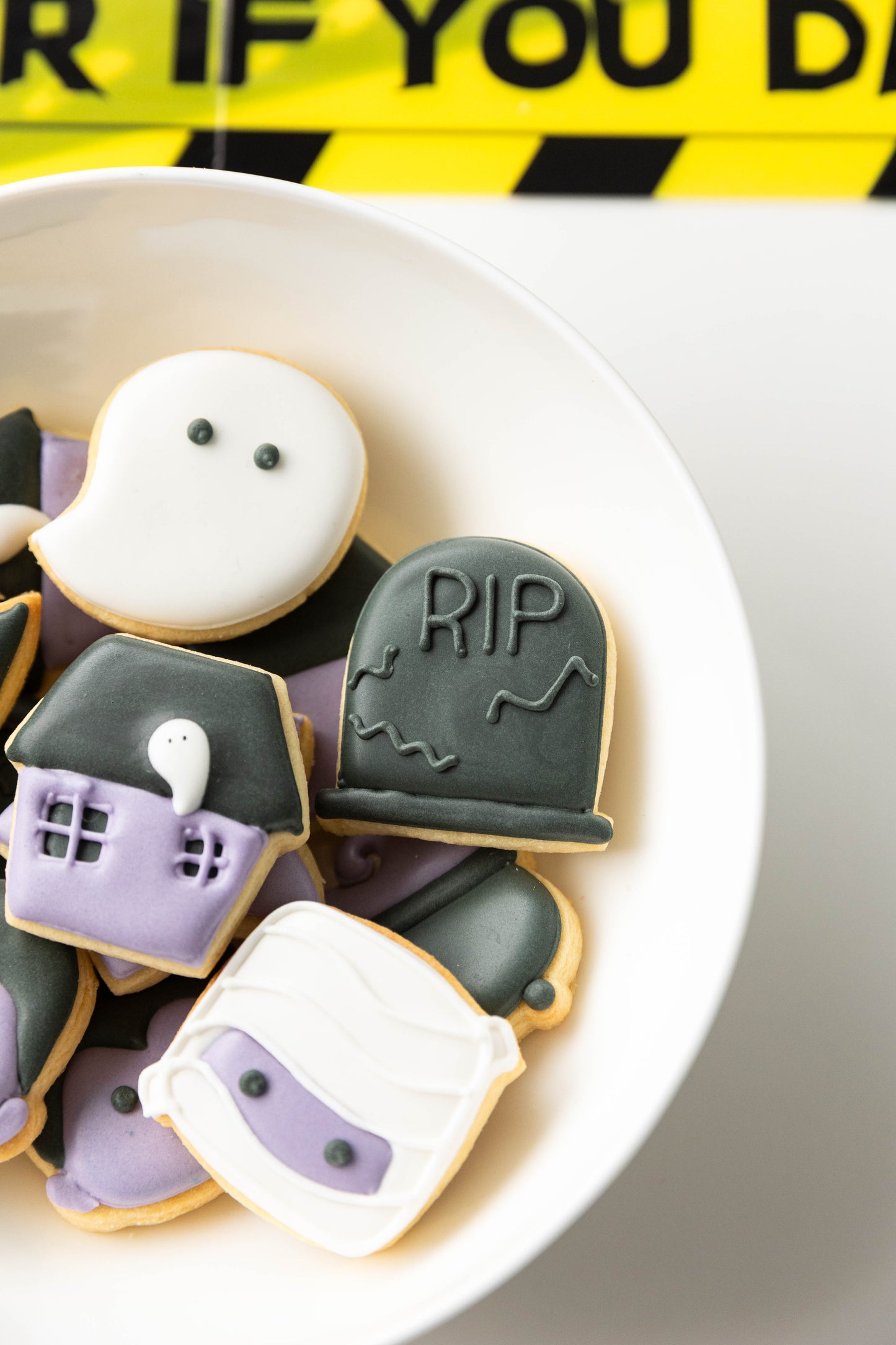 MINI HAUNTED HOUSE COOKIES