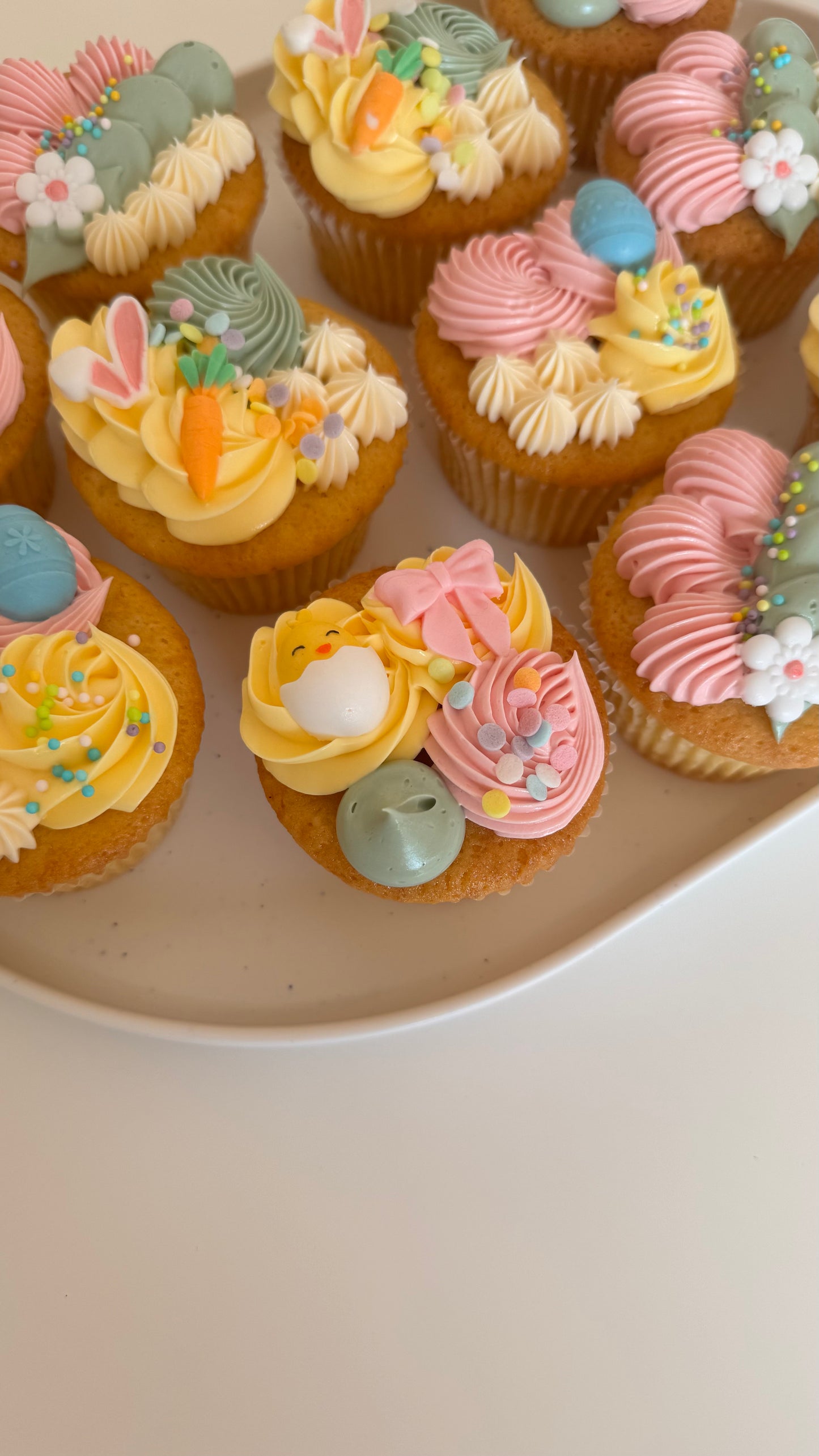 EASTER DELUXE CUPCAKES- Pick up Only