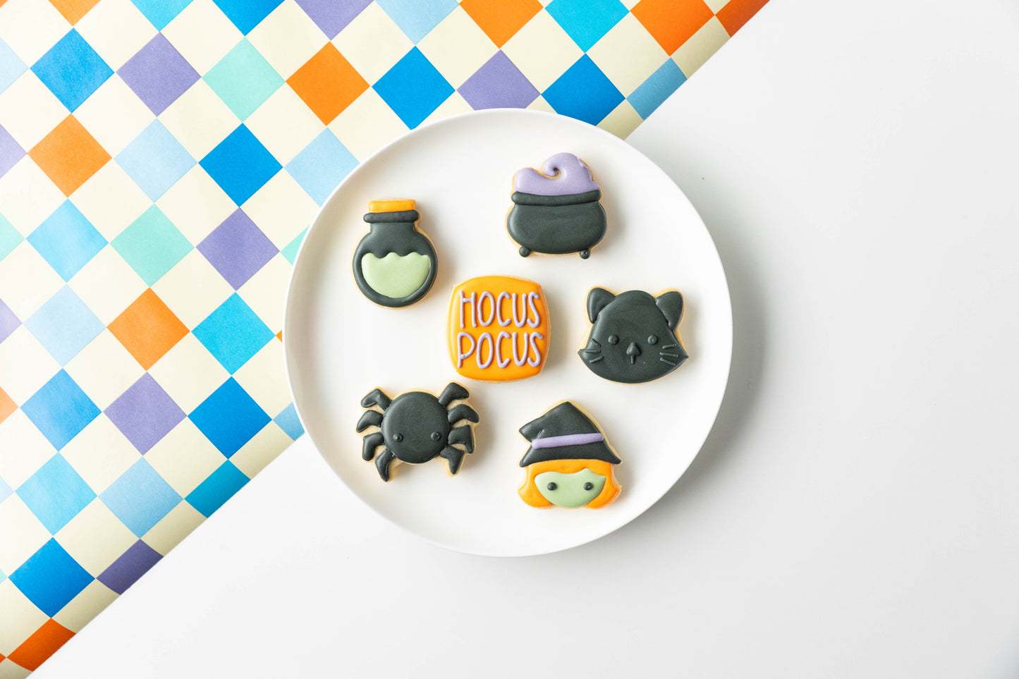 MINI HOCUS POCUS WITCH COOKIES