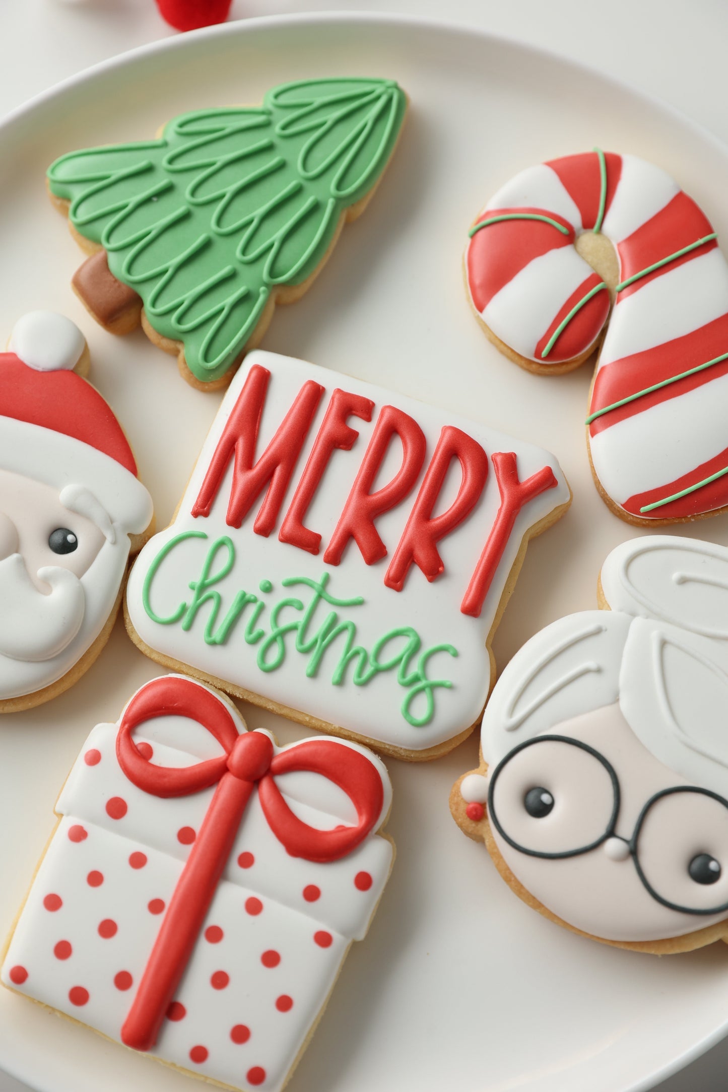 MR & MRS CLAUS CHRISTMAS COOKIES