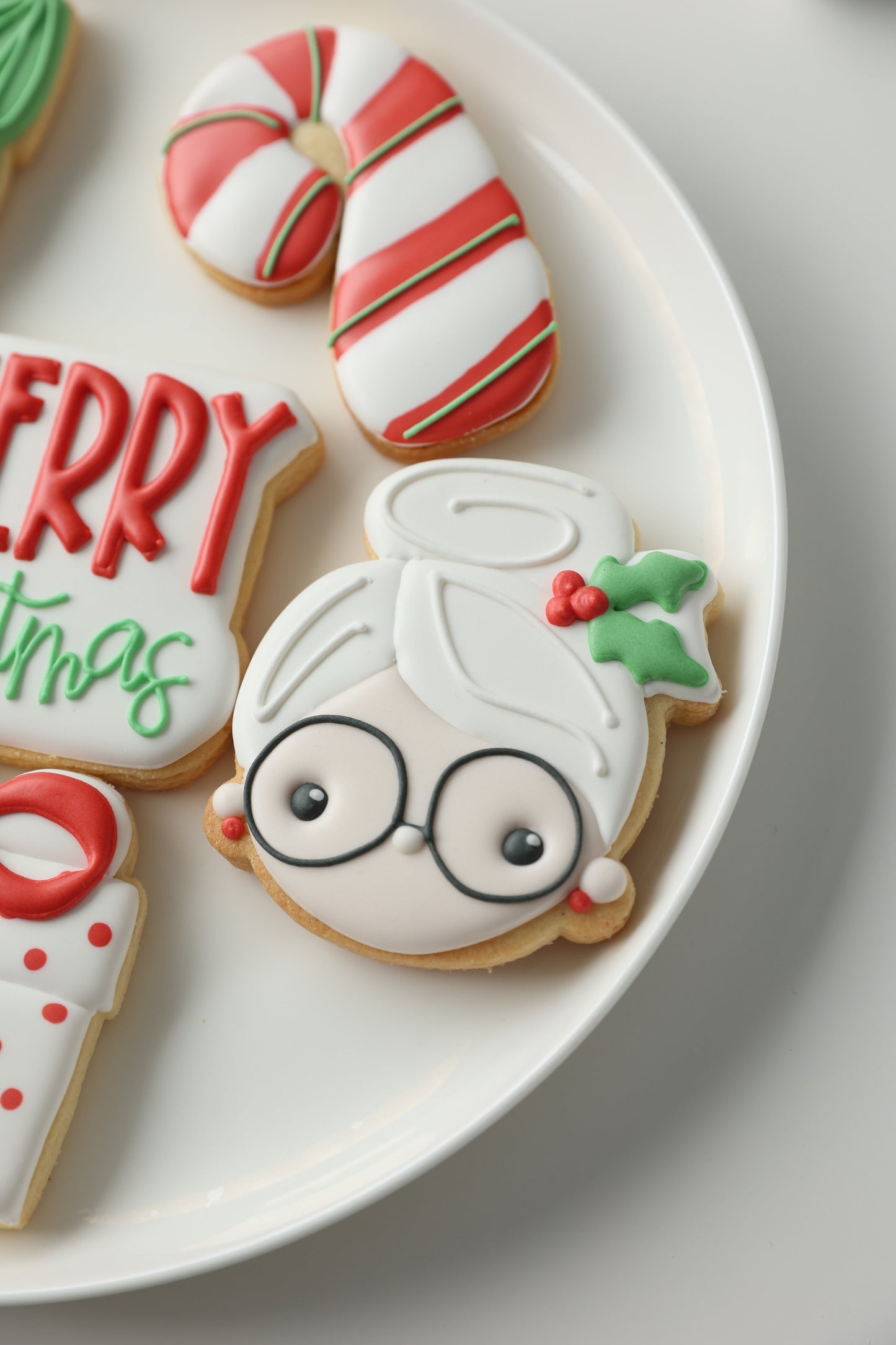MR & MRS CLAUS CHRISTMAS COOKIES
