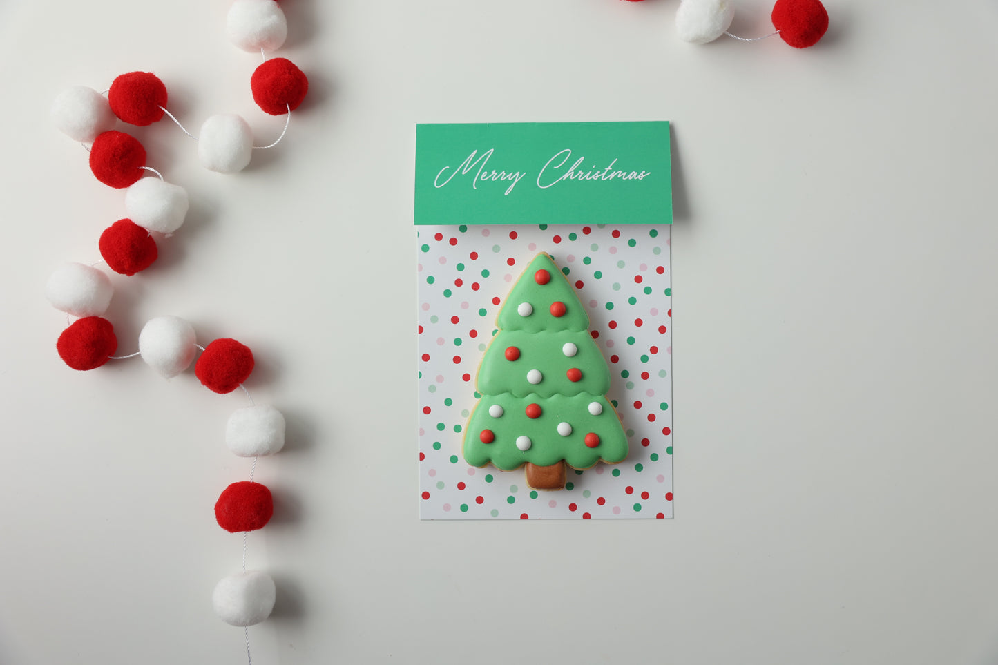 SINGLE CHRISTMAS COOKIE ON CARD