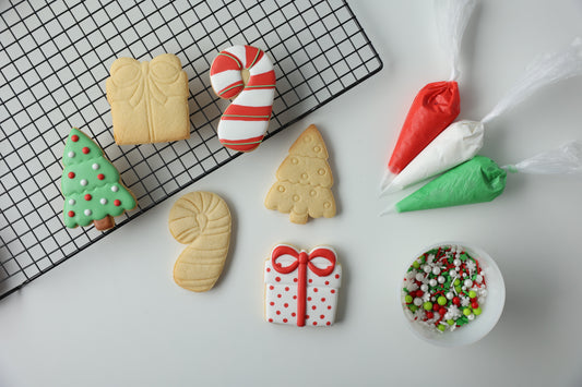 CLASSIC CHRISTMAS DIY COOKIE DECORATING KIT