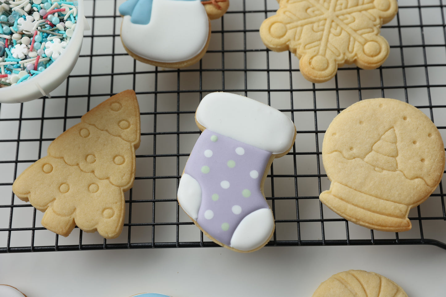 SNOW MAN COOKIE DECORATING ACTIVITY SET