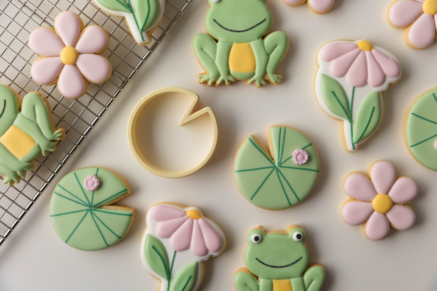 Lily pad- Cookie Cutter