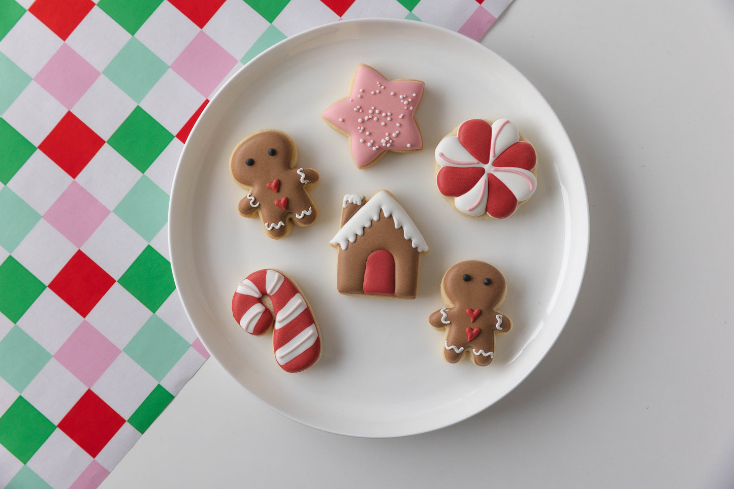 MINI GINGERBREAD VILLAGE COOKIES