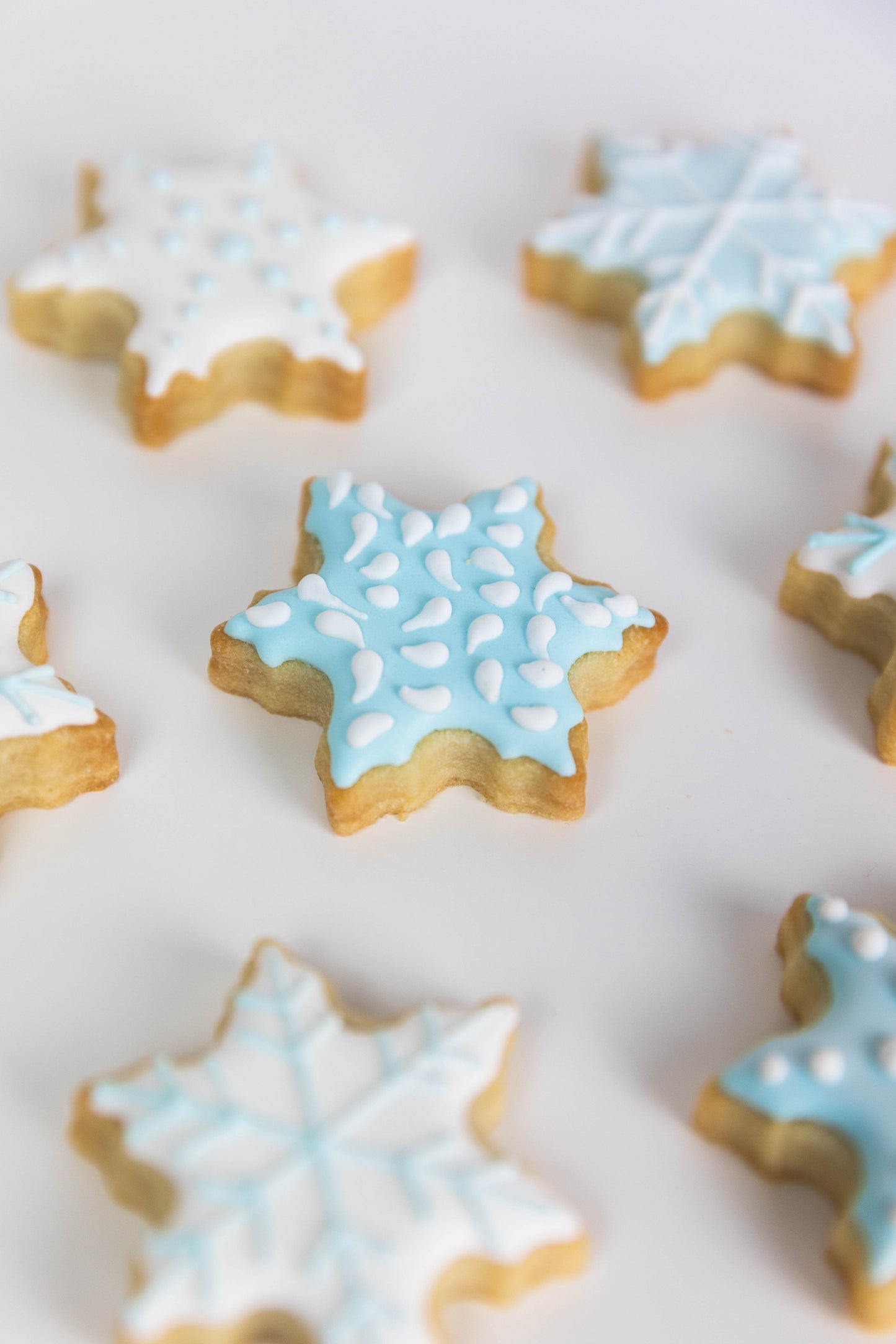 MINI SNOW FLAKE COOKIES