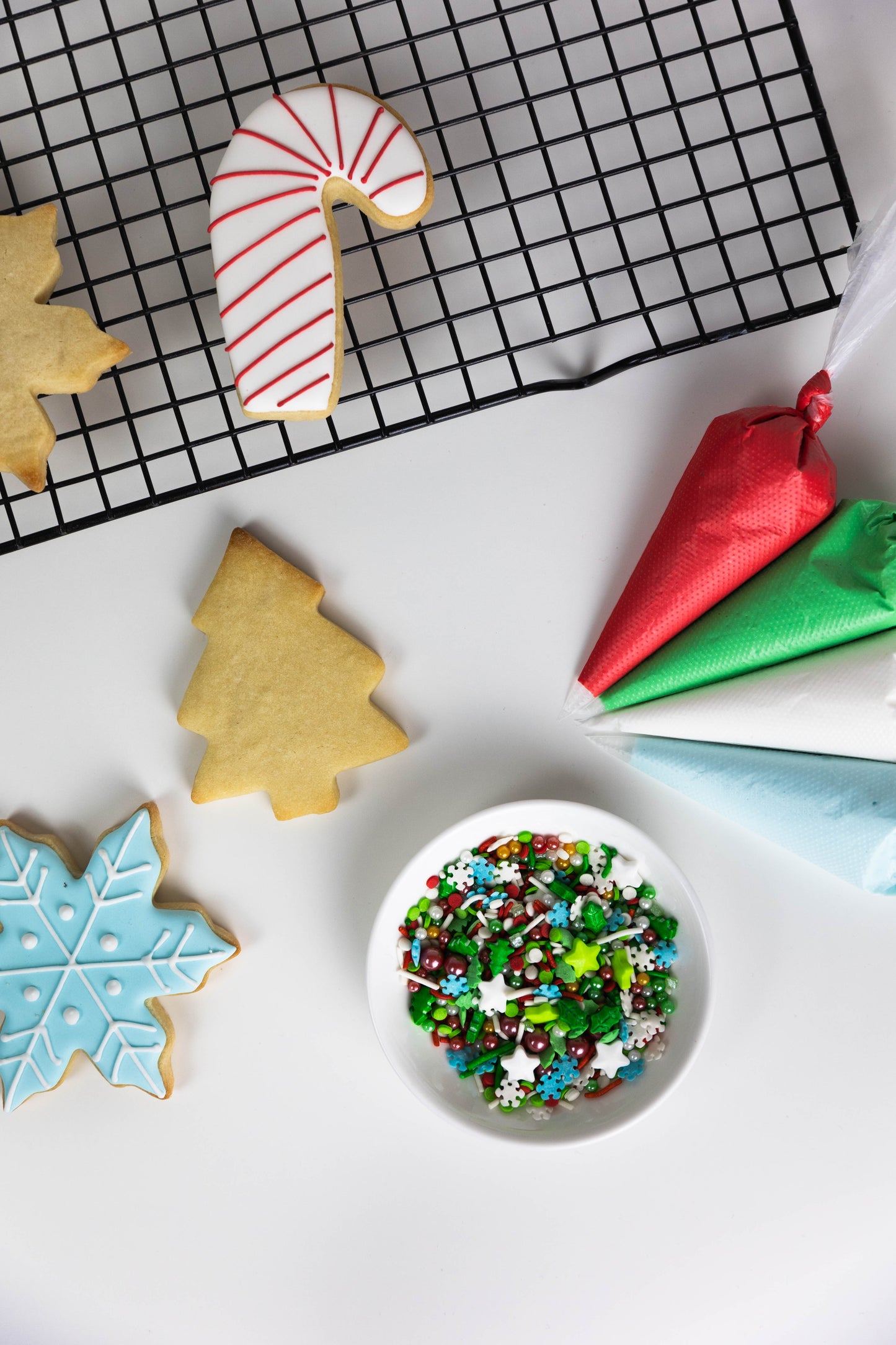 CHRISTMAS DIY COOKIE DECORATING KIT