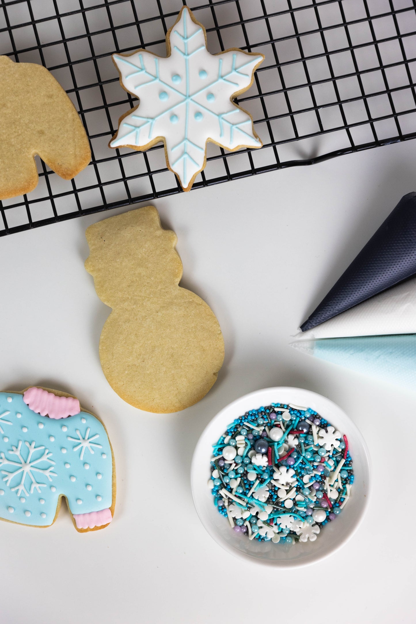 SNOW MAN DIY COOKIE DECORATING KIT