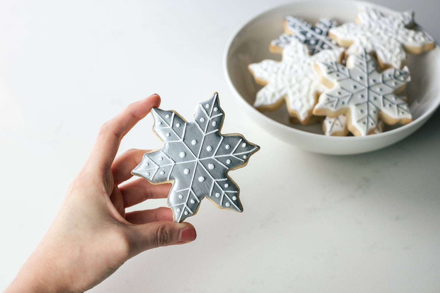 WHITE CHRISTMAS SNOWFLAKE COOKIES