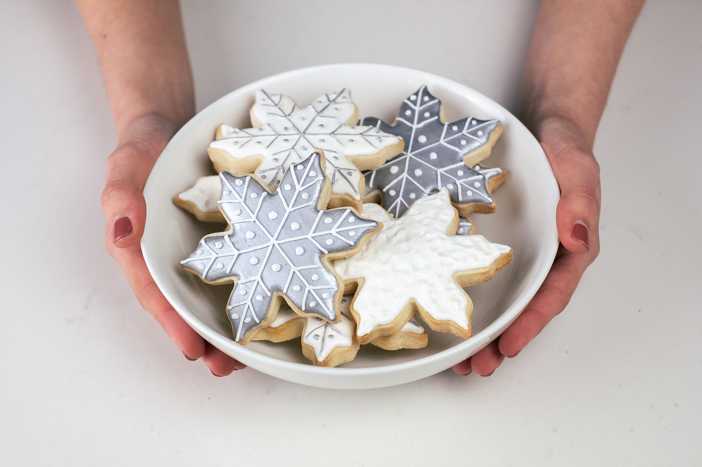 WHITE CHRISTMAS SNOWFLAKE COOKIES