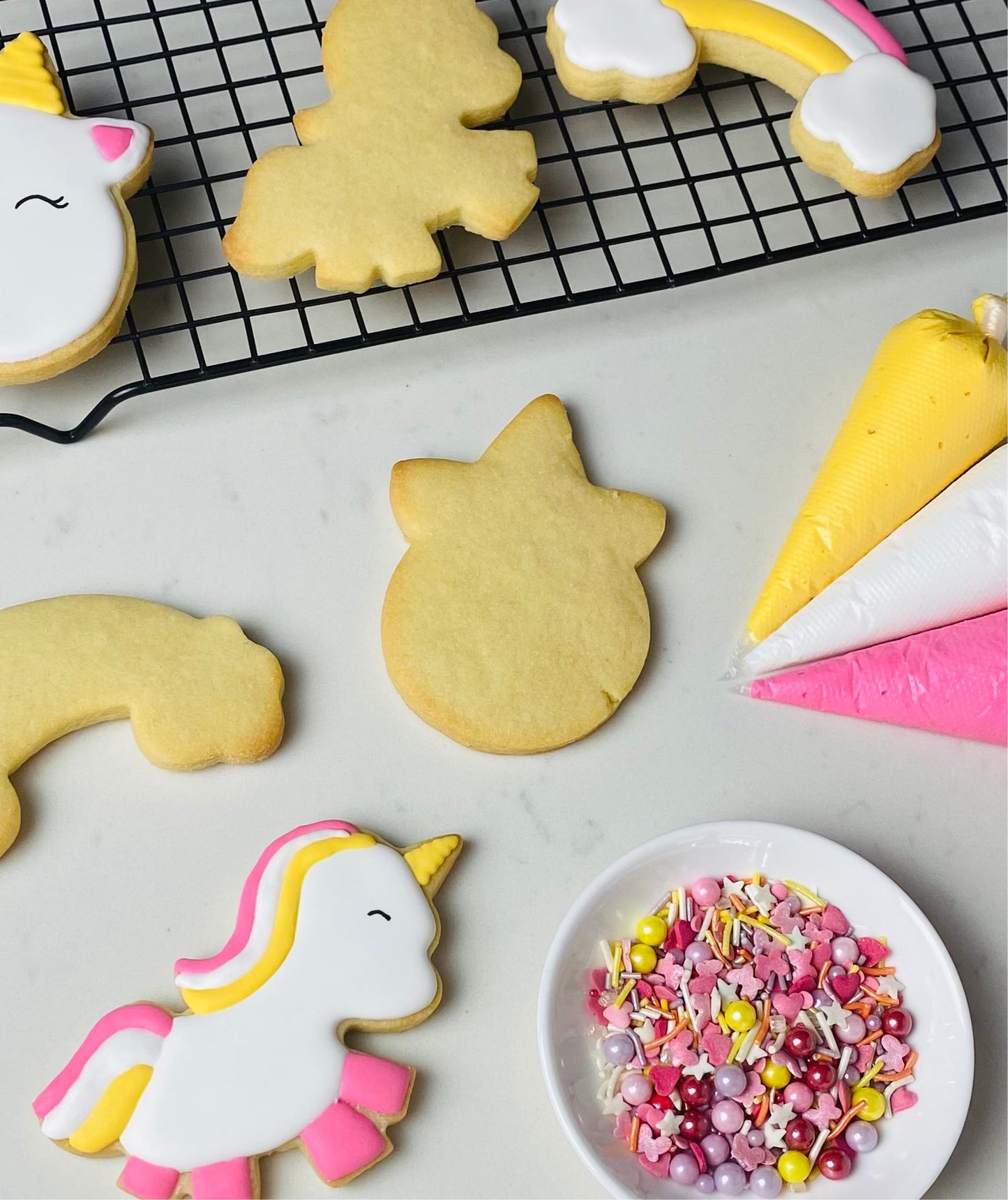 UNICORN DIY COOKIE DECORATING KITS