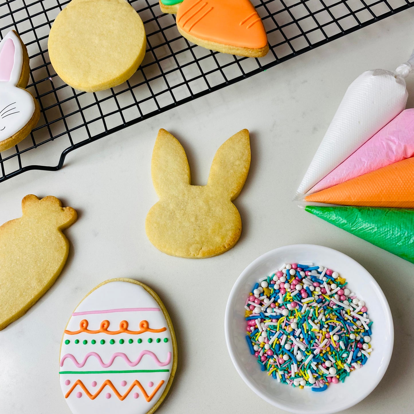 EASTER DIY COOKIE DECORATING KIT